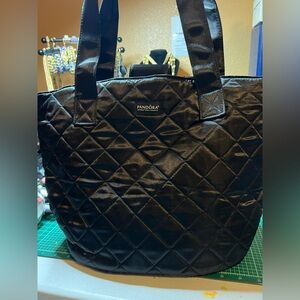 💝 Pandora-Promotional Tote Large Black Quilted Tote Bag